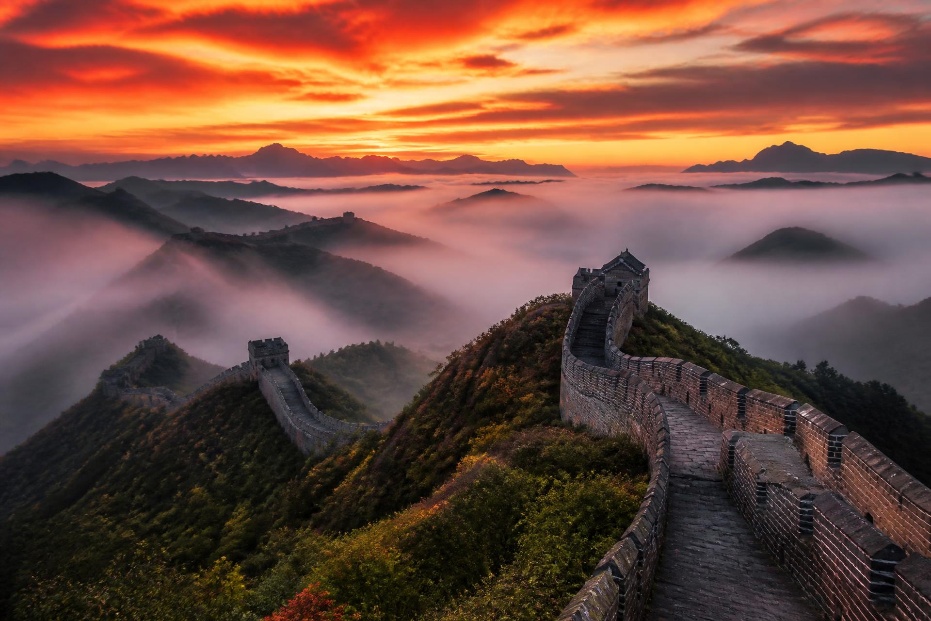 Muralha da China ao pôr do sol